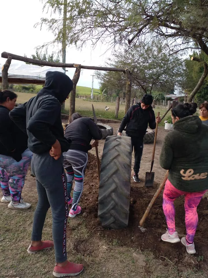 293733794_421223760049036_5154342424854588102_n