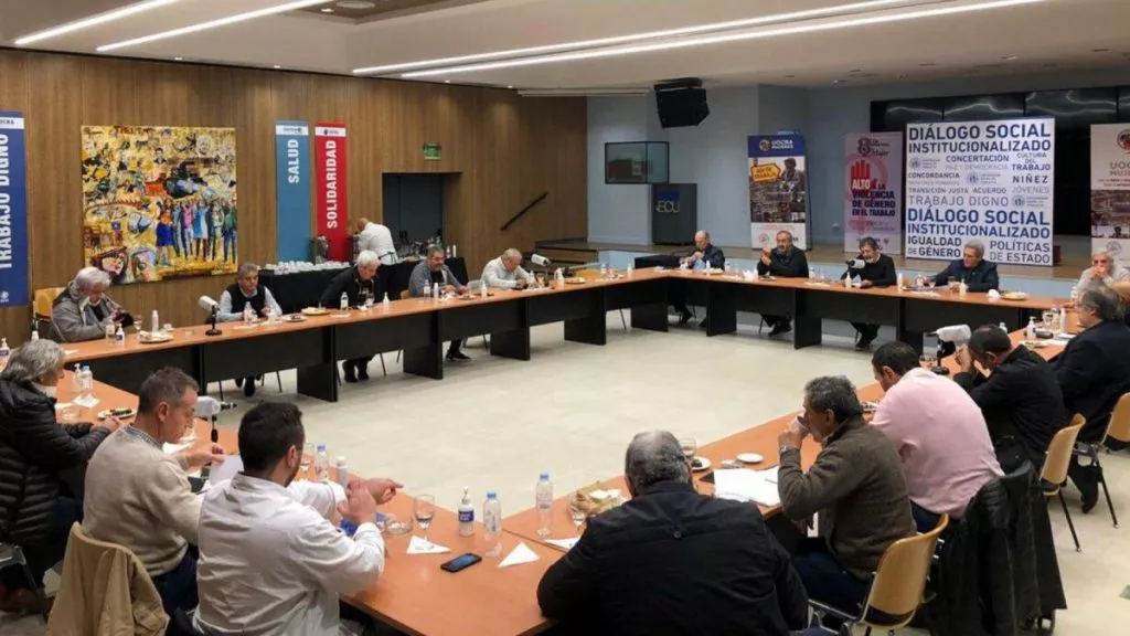 cgt-importante-reunion-la-uocra-1024x576