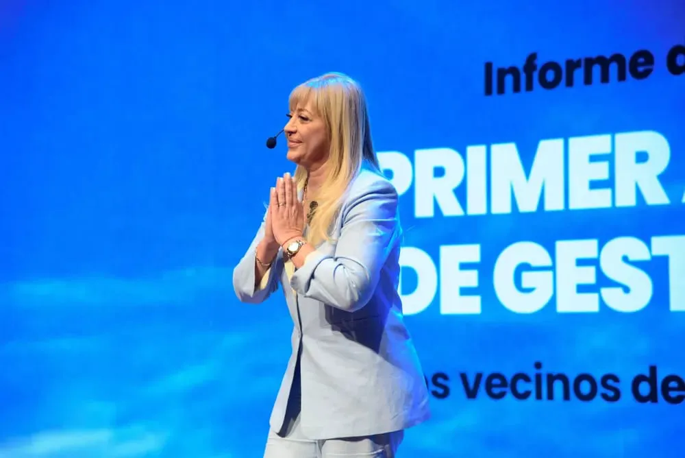 c8557f17-3adc-48bd-b2a5-e4d7d2d25dcf